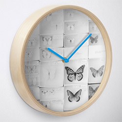 Amazing Butterfly Presents Clock