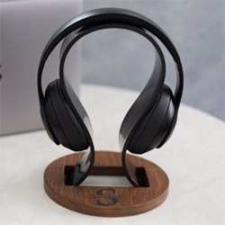 Awesome Uncle Gift Ideas Headphone Stand