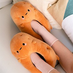 Adorable Emoji Gifts Heated Slippers
