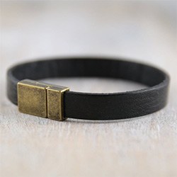 Brilliant Anniversary Gifts For Men Leather Bracelet