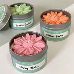 Amazing Daisy Themed Gifts Candle
