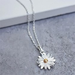 Beautiful Daisy Gift Ideas Necklace